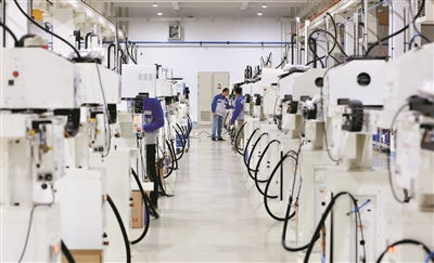 廣州日?qǐng)?bào)數(shù)字報(bào) 逐夢(mèng)大灣區(qū) 奮斗新未來