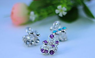 一元飾品市場新寵 兩元店熱銷四葉草小頂夾的批發(fā)貿易全解析